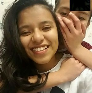 Meet your Posher, Iris